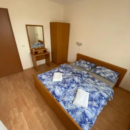 Апартамент Apartman Cajka Sveti Vlas