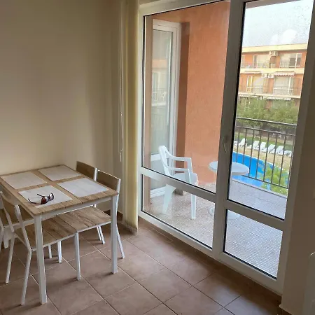 Apartman Cajka Sveti Vlas Апартамент